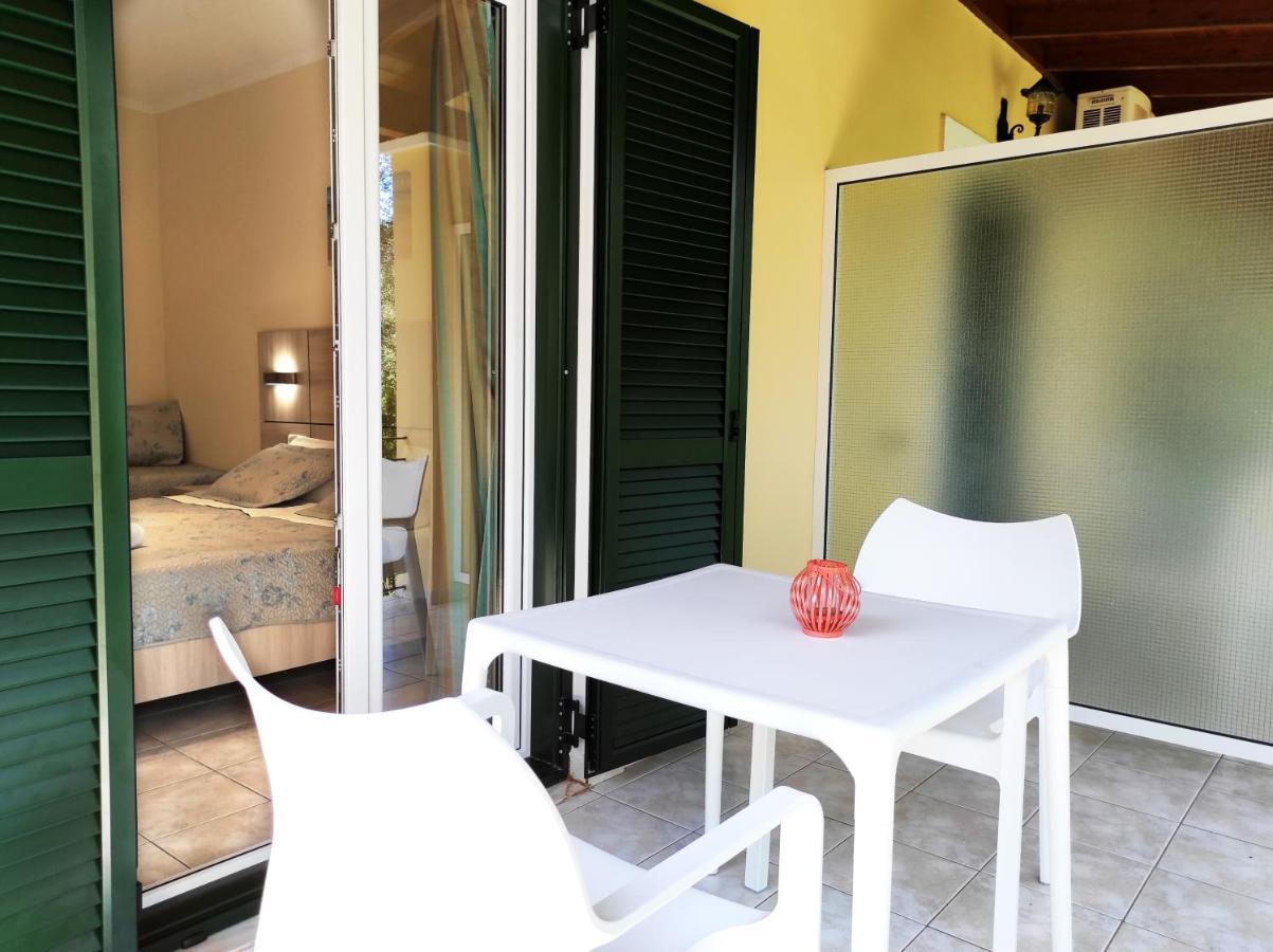 Villa Eleni - Studios Liapades Zewnętrze zdjęcie