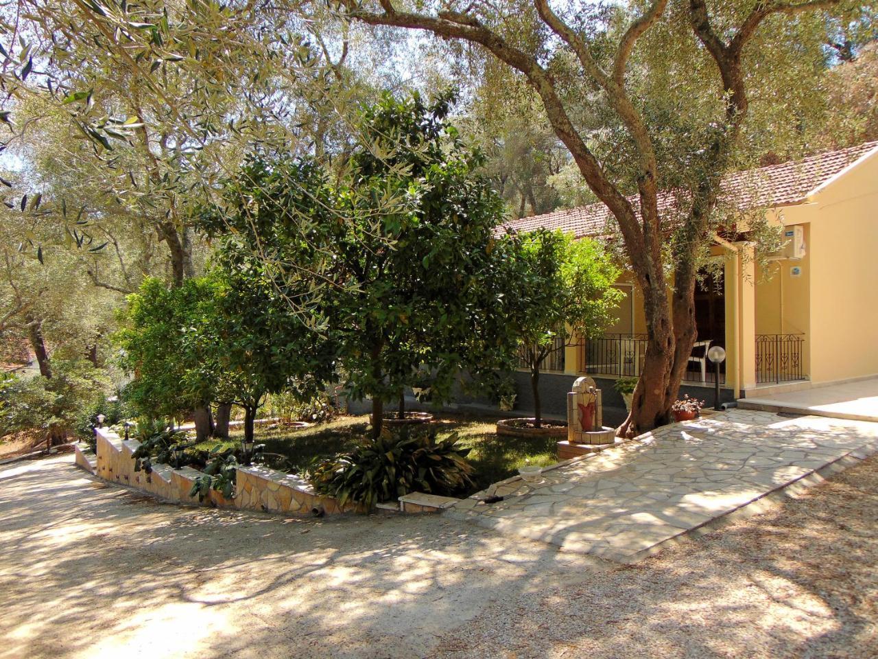 Villa Eleni - Studios Liapades Zewnętrze zdjęcie